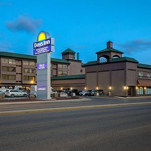 Days Inn By Wyndham Calgary South